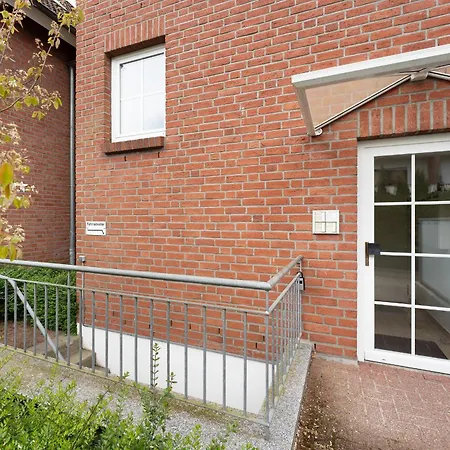 Neue Bergstrasse 12 Scharbeutzflair